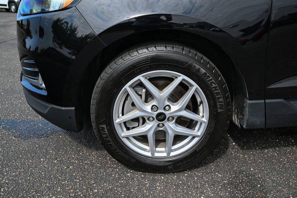 Certified 2024 Ford Edge SEL w/ Convenience Package AWD/4WD image 13