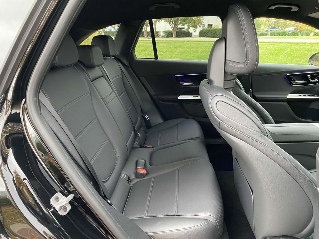 Certified 2025 Mercedes-Benz GLC 300 4MATIC image 15