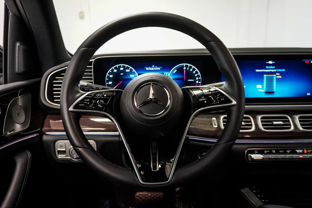 Used 2025 Mercedes-Benz GLE 450e 4MATIC image 14