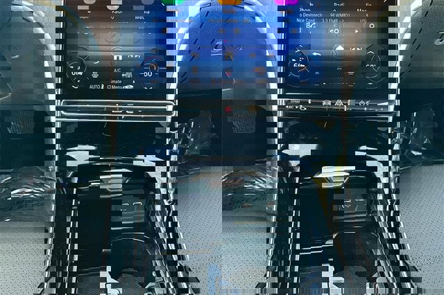 Certified 2025 Mercedes-Benz C 300 4MATIC Sedan image 18