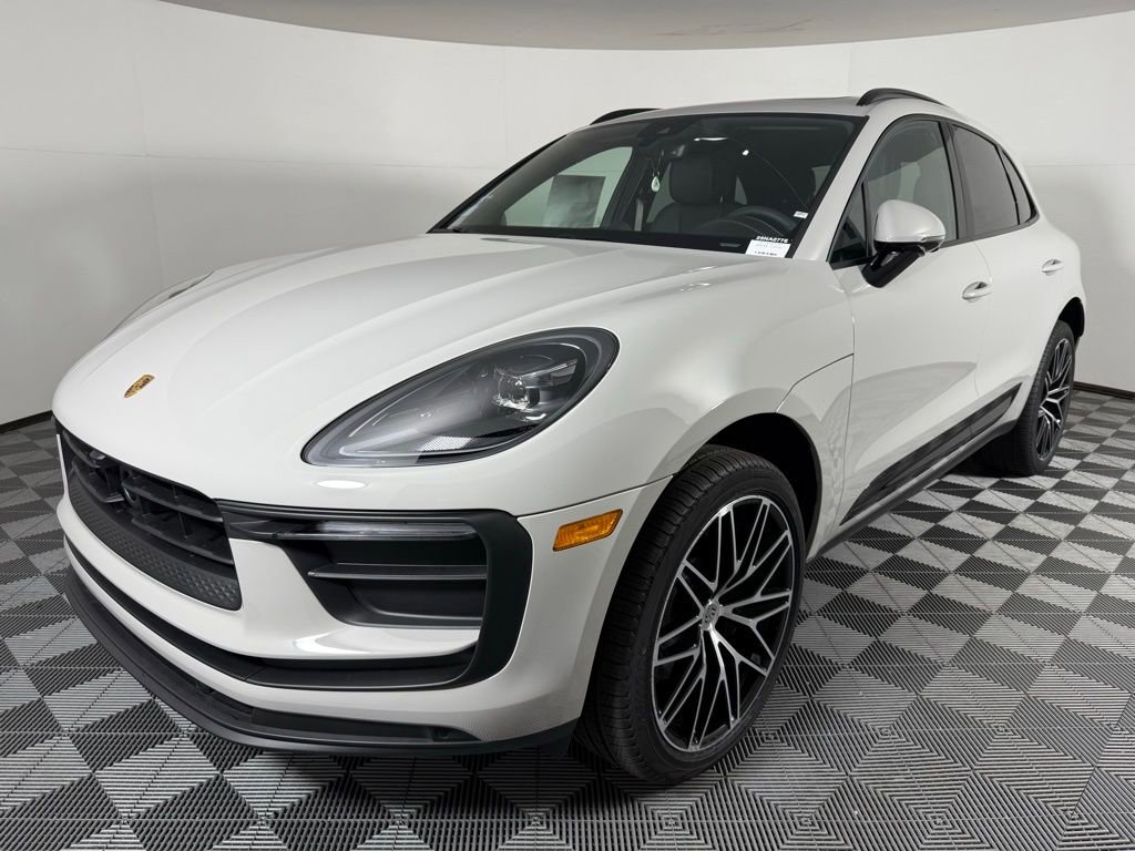 New 2025 Porsche Macan
