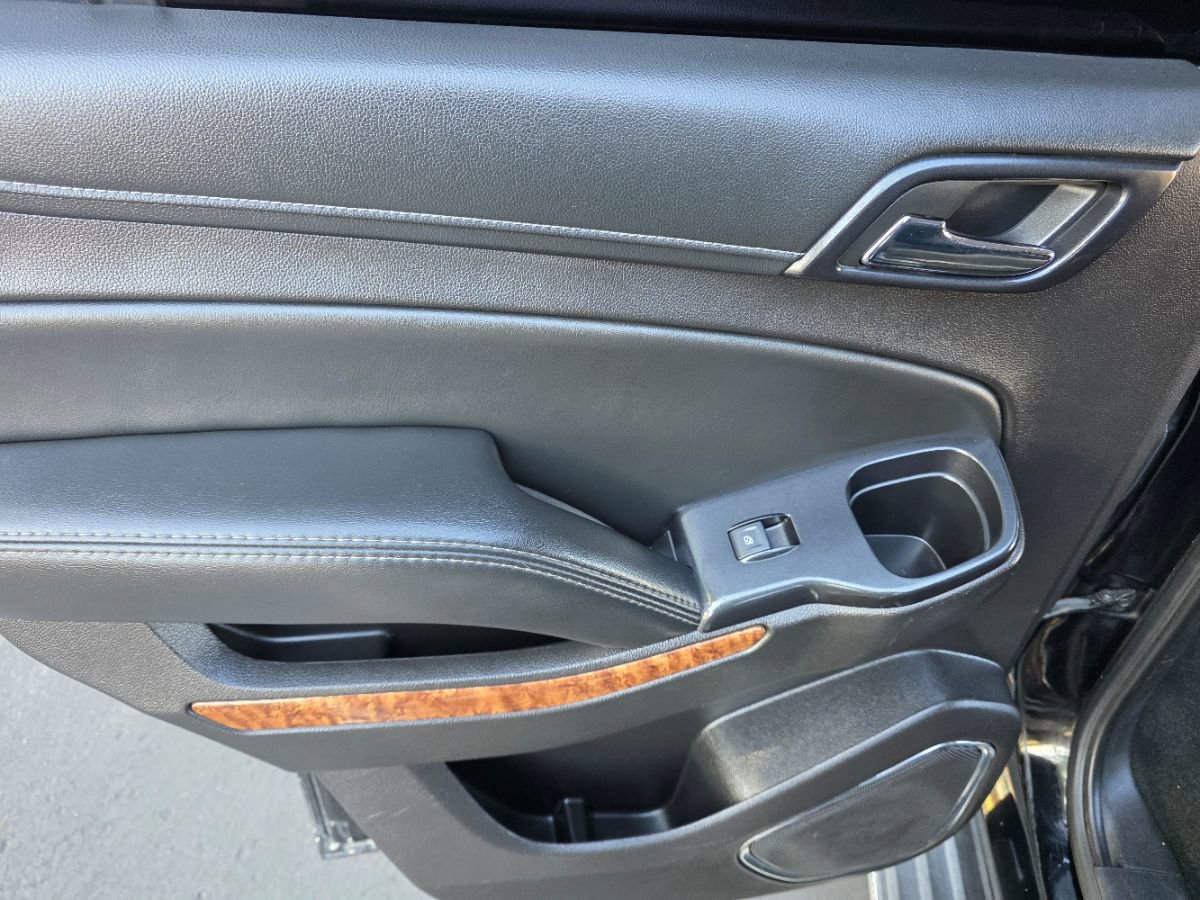 Used 2017 Chevrolet Tahoe Premier image 18