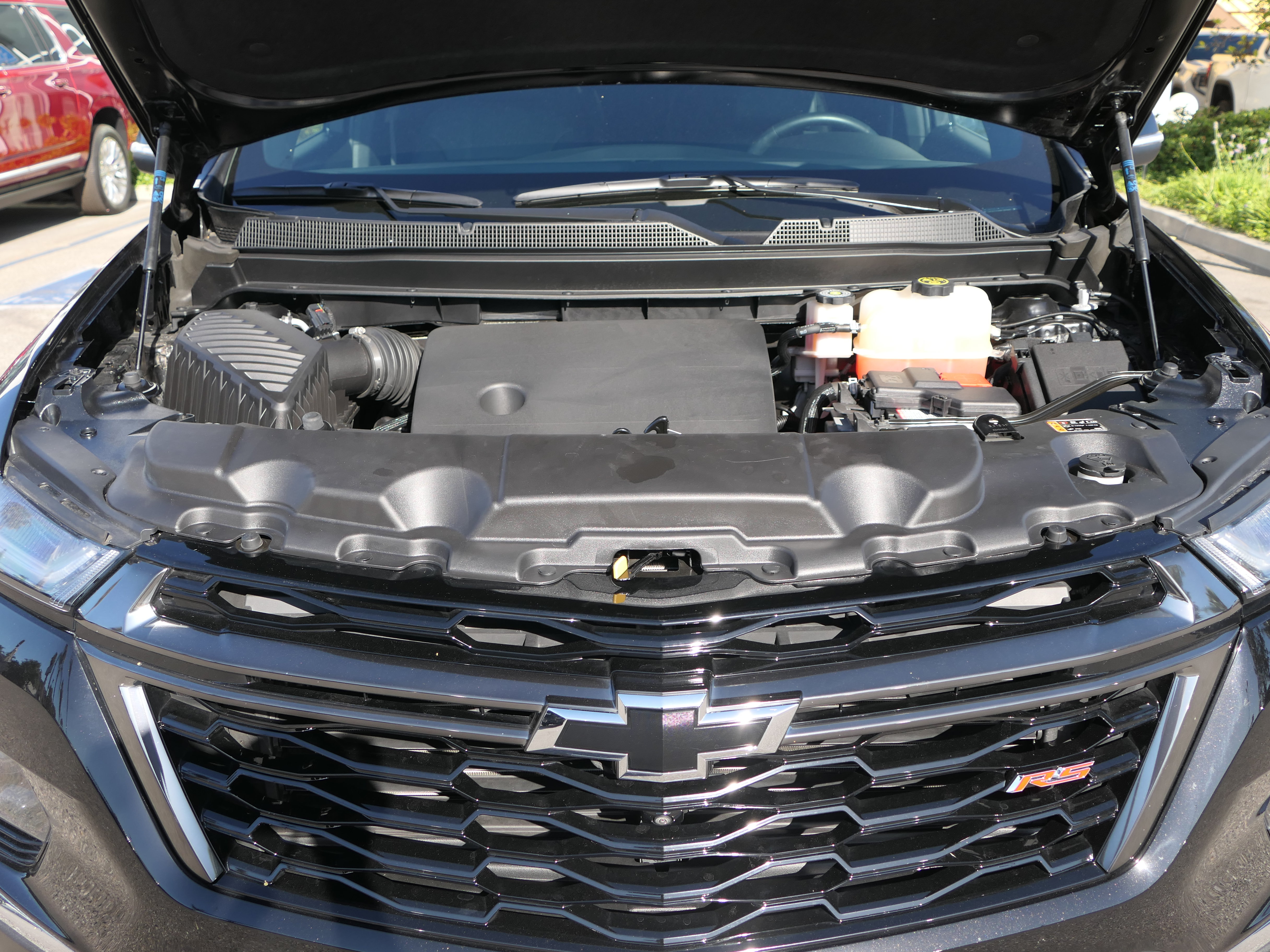 Used 2023 Chevrolet Traverse RS FWD image 30