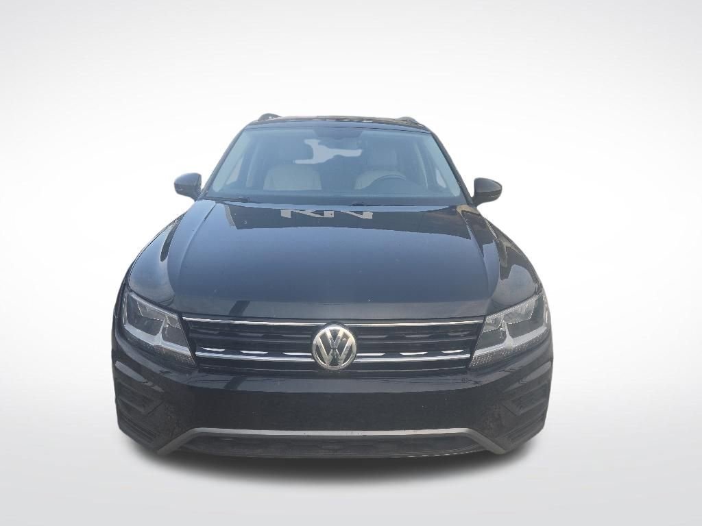 Used 2018 Volkswagen Tiguan SE AWD/4WD image 4