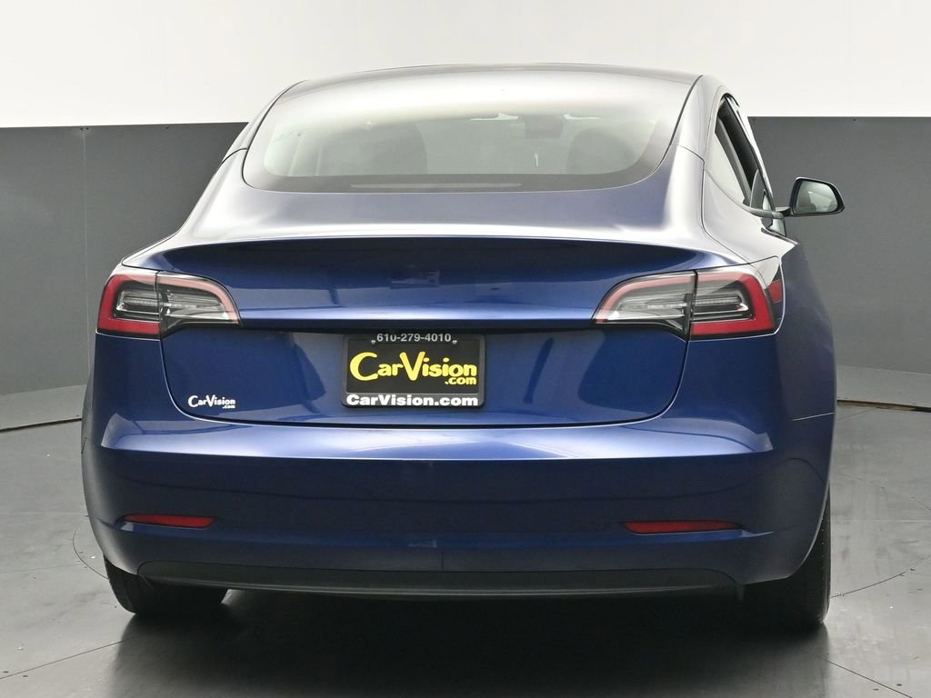 Used 2023 Tesla Model 3 Standard Range image 3