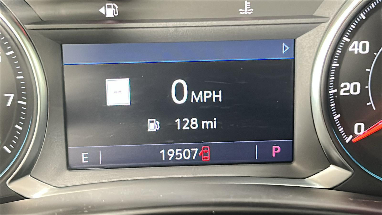 Used 2024 Chevrolet Equinox LT FWD image 23
