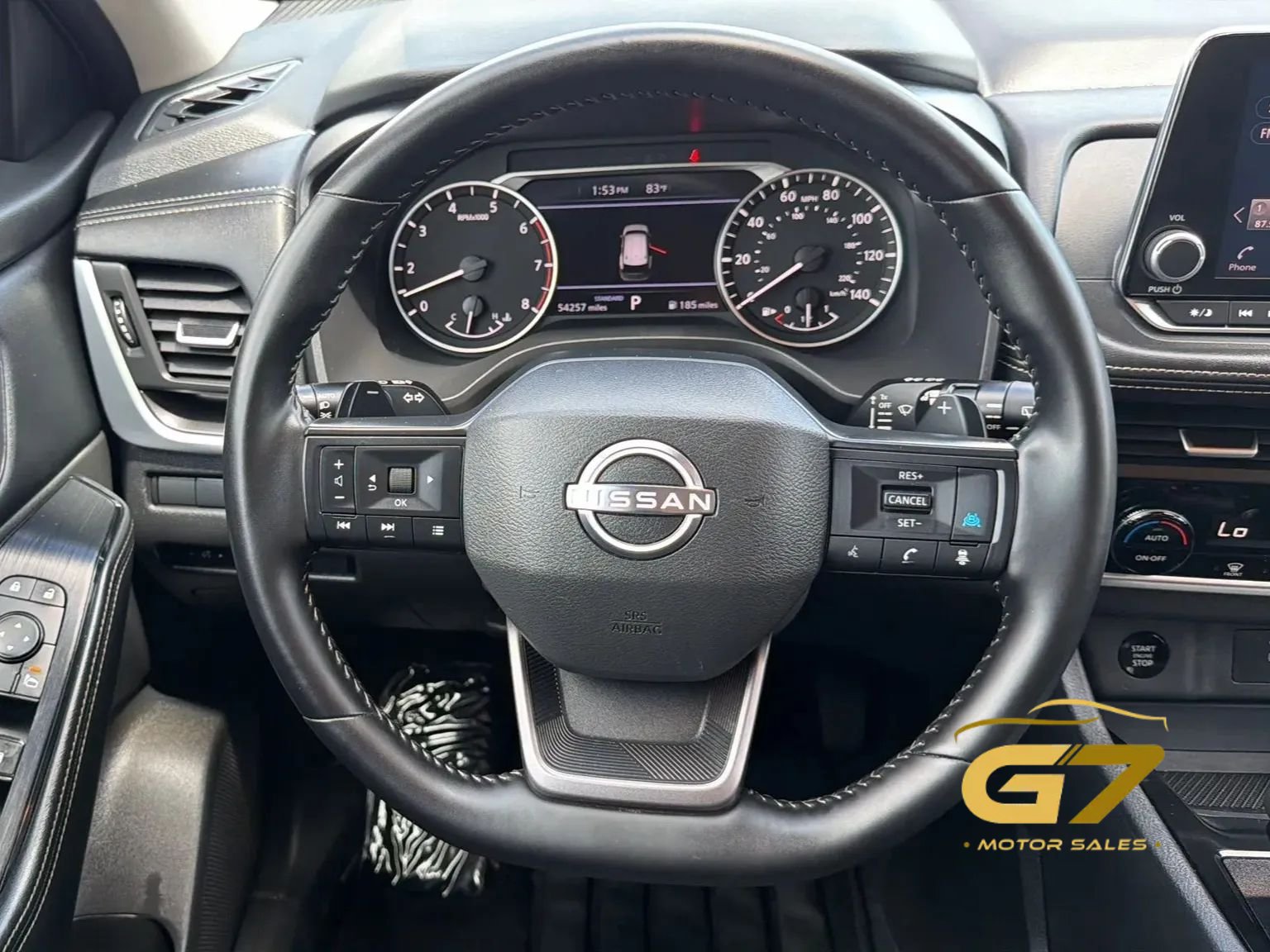 Used 2025 Nissan Rogue SV FWD image 12