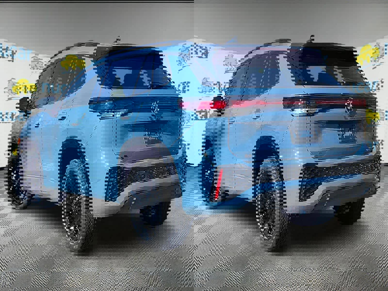 New 2026 Volkswagen Tiguan SE R-Line image 5