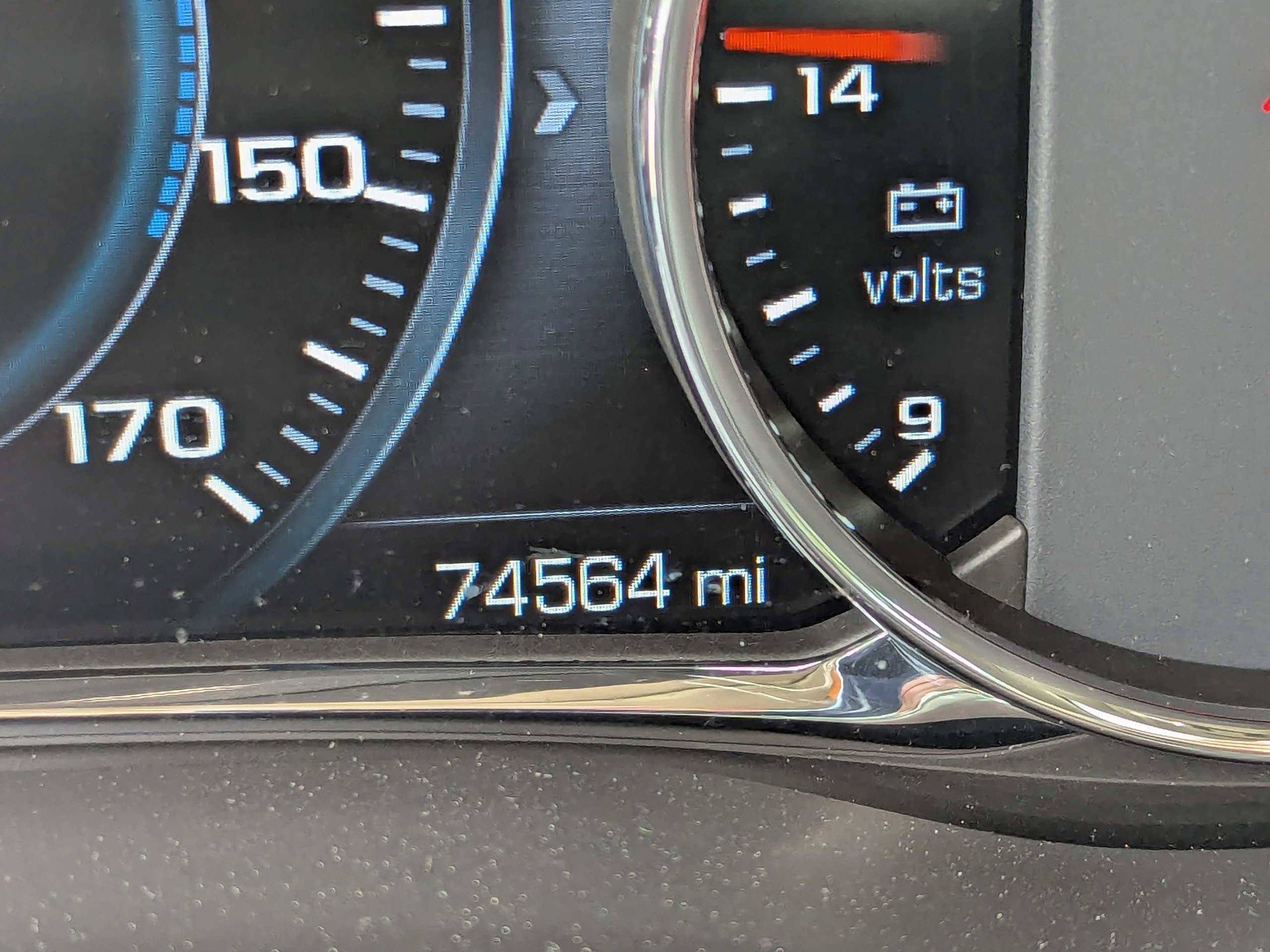 Used 2019 GMC Acadia Denali w/ Technology Package FWD image 24