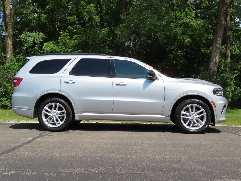 Used 2025 Dodge Durango R/T AWD/4WD image 2