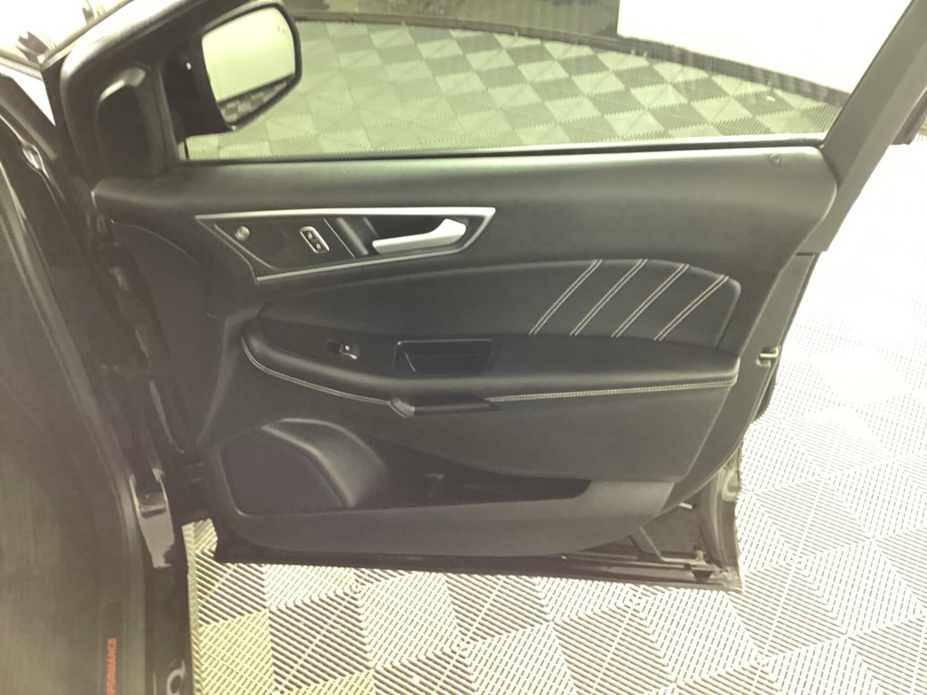 Used 2020 Ford Edge ST w/ Equipment Group 401A image 10