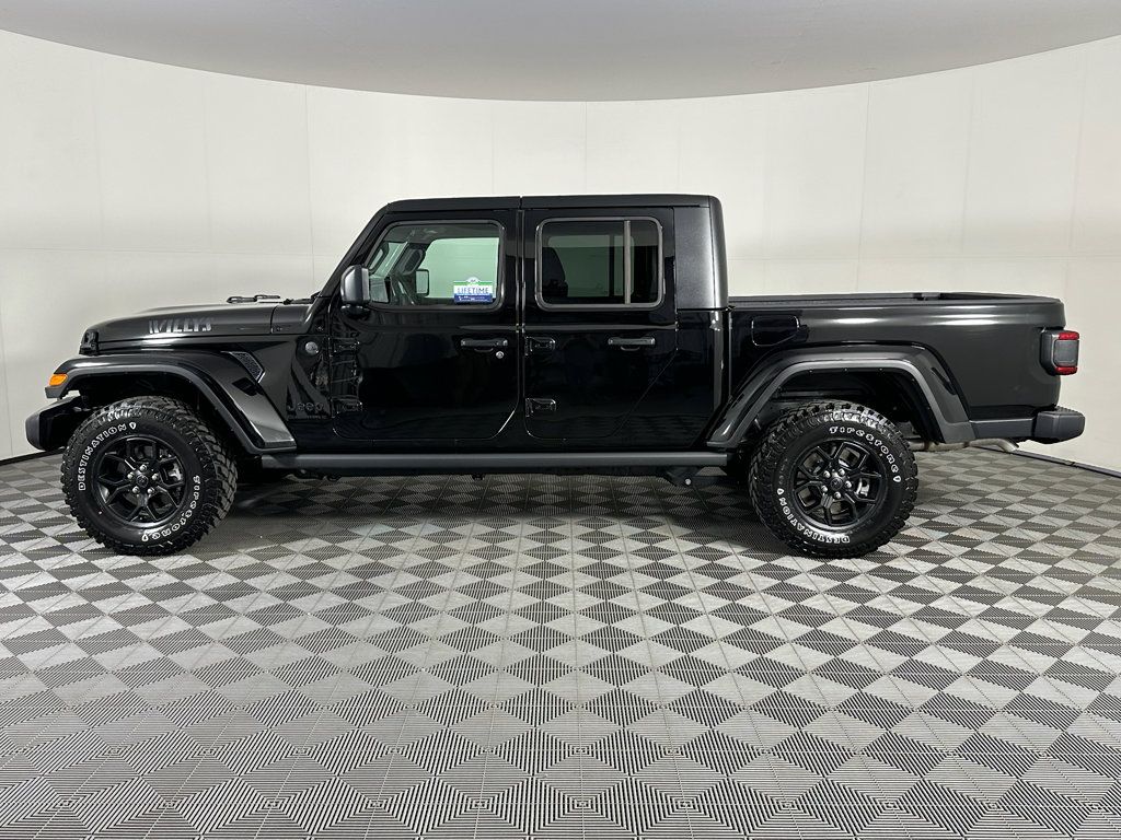 New 2025 Jeep Gladiator Willys image 15