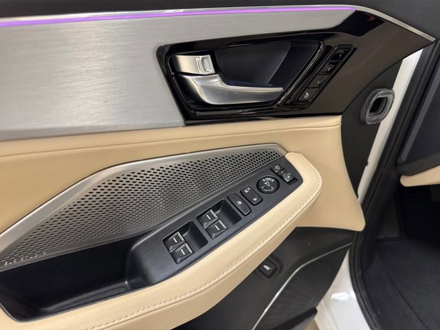 Used 2023 Acura MDX FWD w/ Technology Package image 7