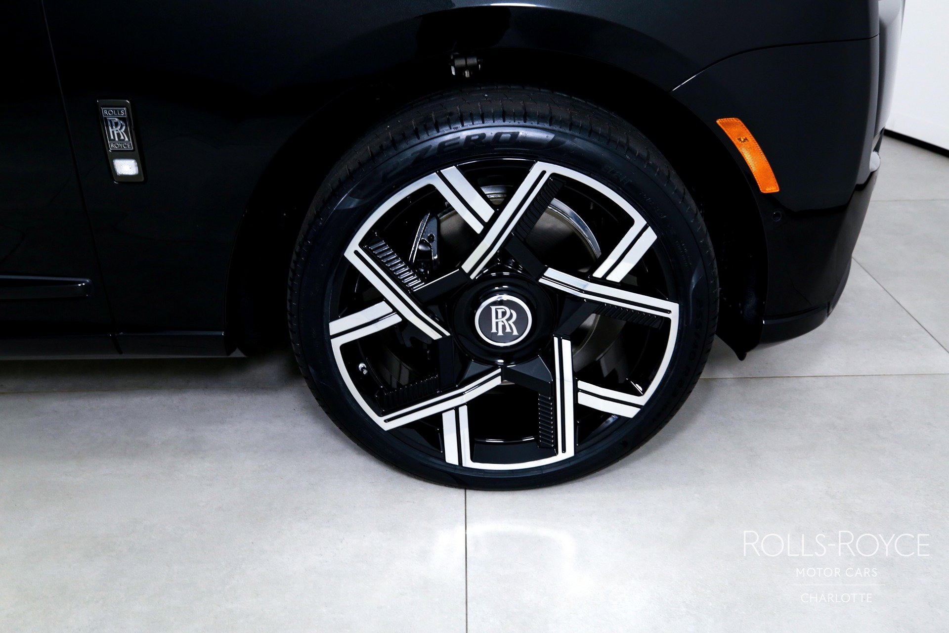 New 2027 Rolls-Royce Cullinan Black Badge AWD/4WD image 42