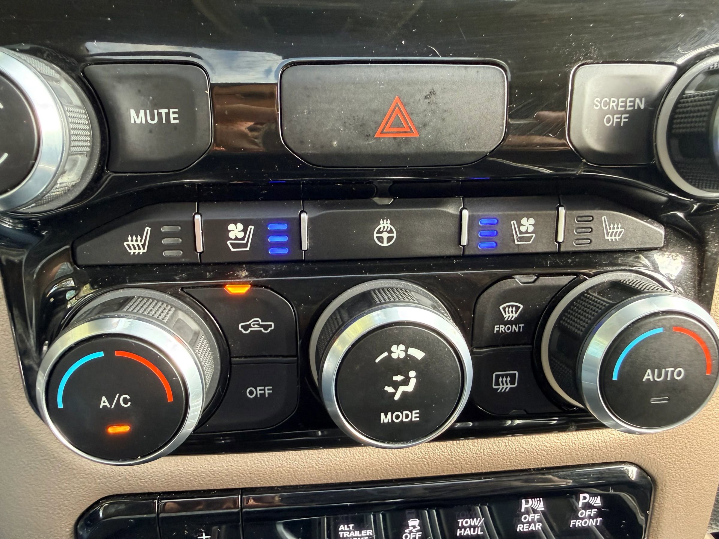 Used 2022 RAM 2500 Laramie image 35