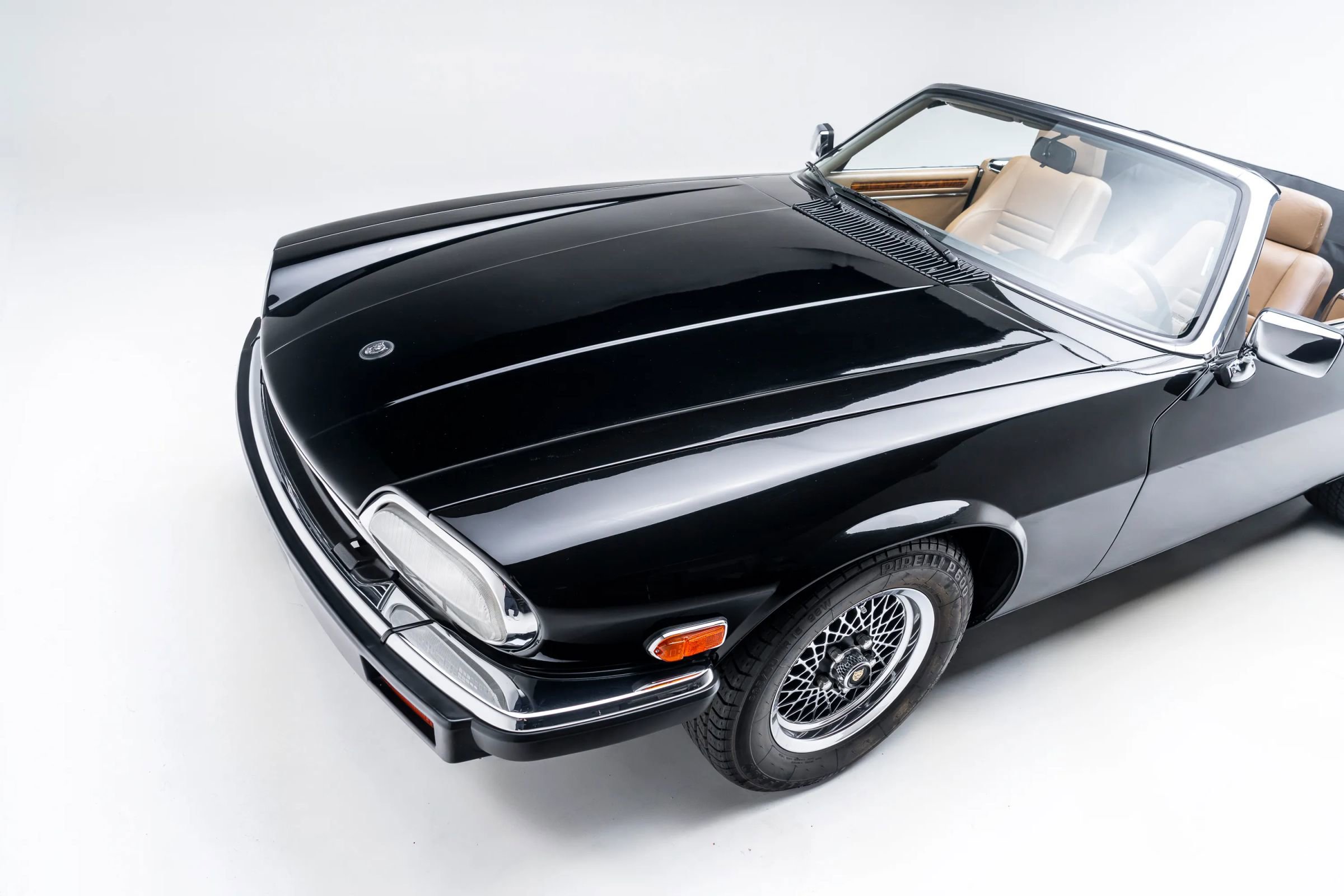 Used 1990 Jaguar XJS V12 Convertible RWD image 32