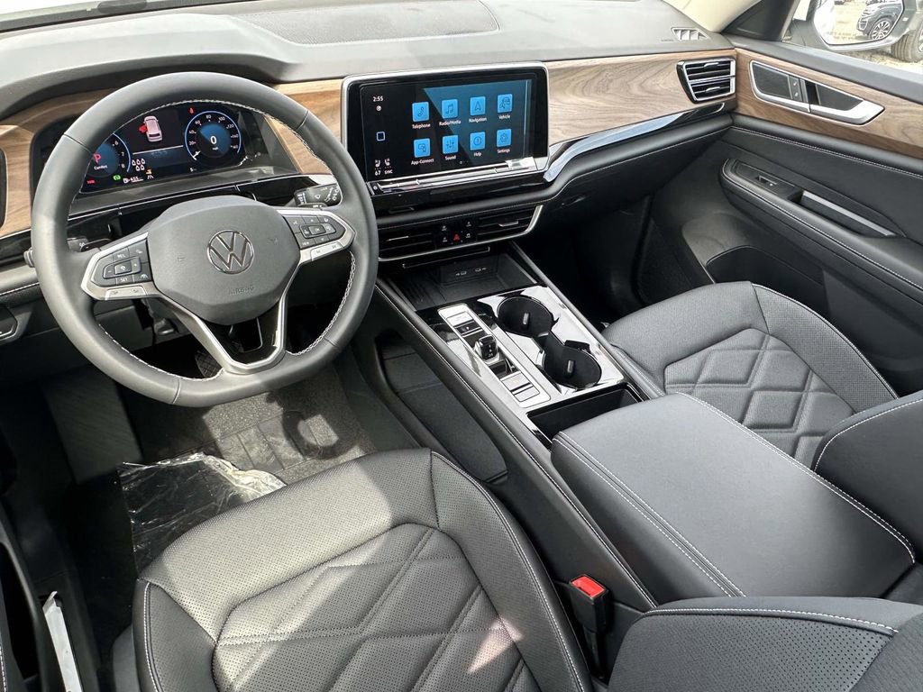 New 2026 Volkswagen Atlas SE image 11