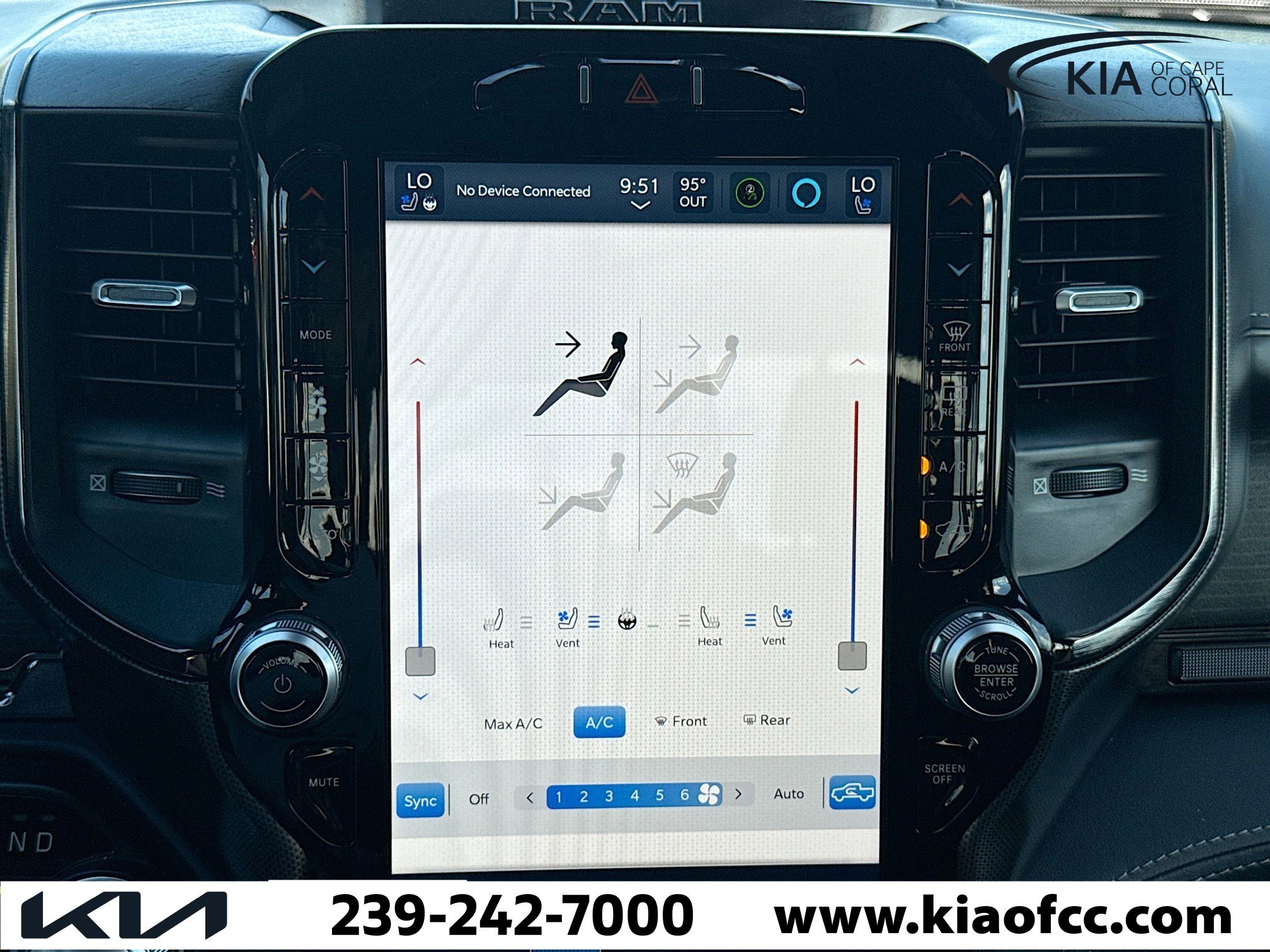 Used 2024 RAM 1500 Limited image 32