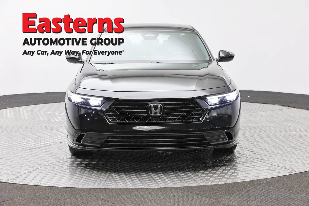 Used 2024 Honda Accord Sport image 2