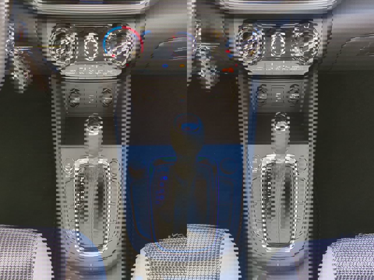 Certified 2023 Hyundai Kona SE image 18