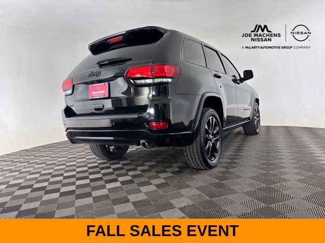 Used 2019 Jeep Grand Cherokee Altitude AWD/4WD image 11