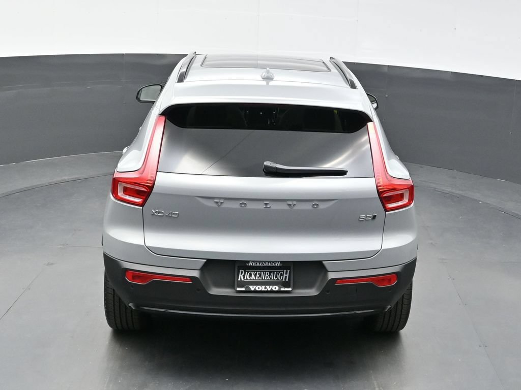 New 2026 Volvo XC40 B5 Plus w/ Protection Package Premier AWD/4WD image 31