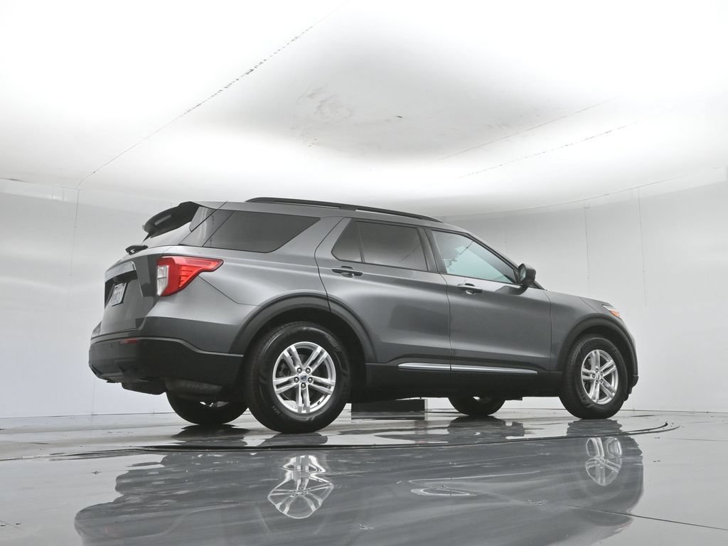 Used 2021 Ford Explorer XLT RWD image 52