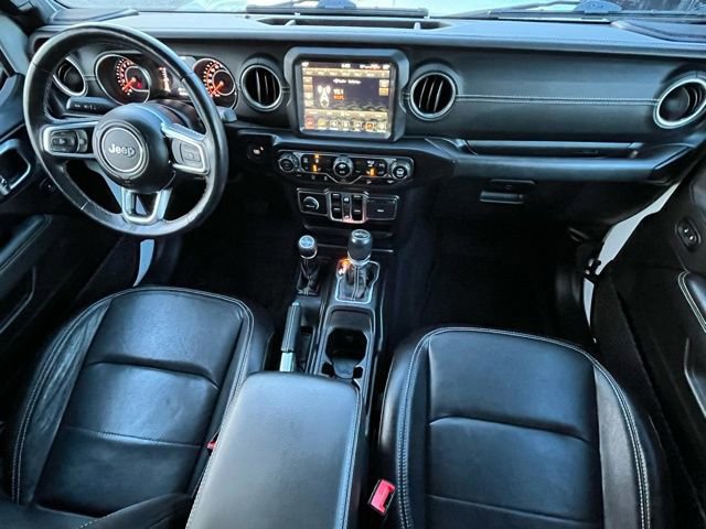 Used 2020 Jeep Wrangler Unlimited Sahara image 32