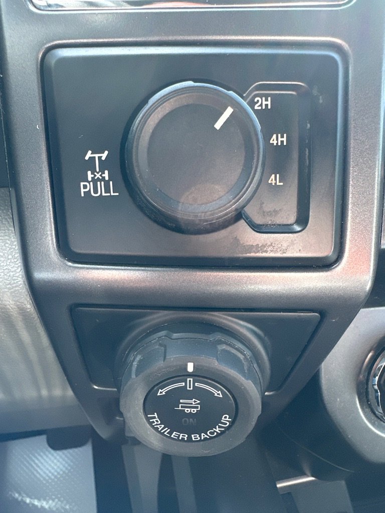 Used 2017 Ford F150 XLT w/ Equipment Group 302A Luxury image 18