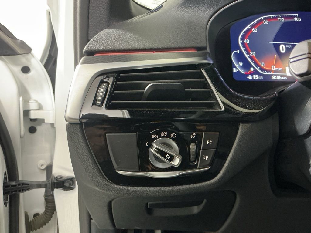 Used 2023 BMW 540i w/ M Sport Package image 18