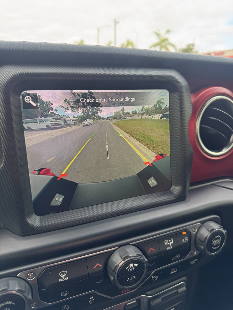 Used 2021 Jeep Gladiator Rubicon w/ Dual Top Group image 12