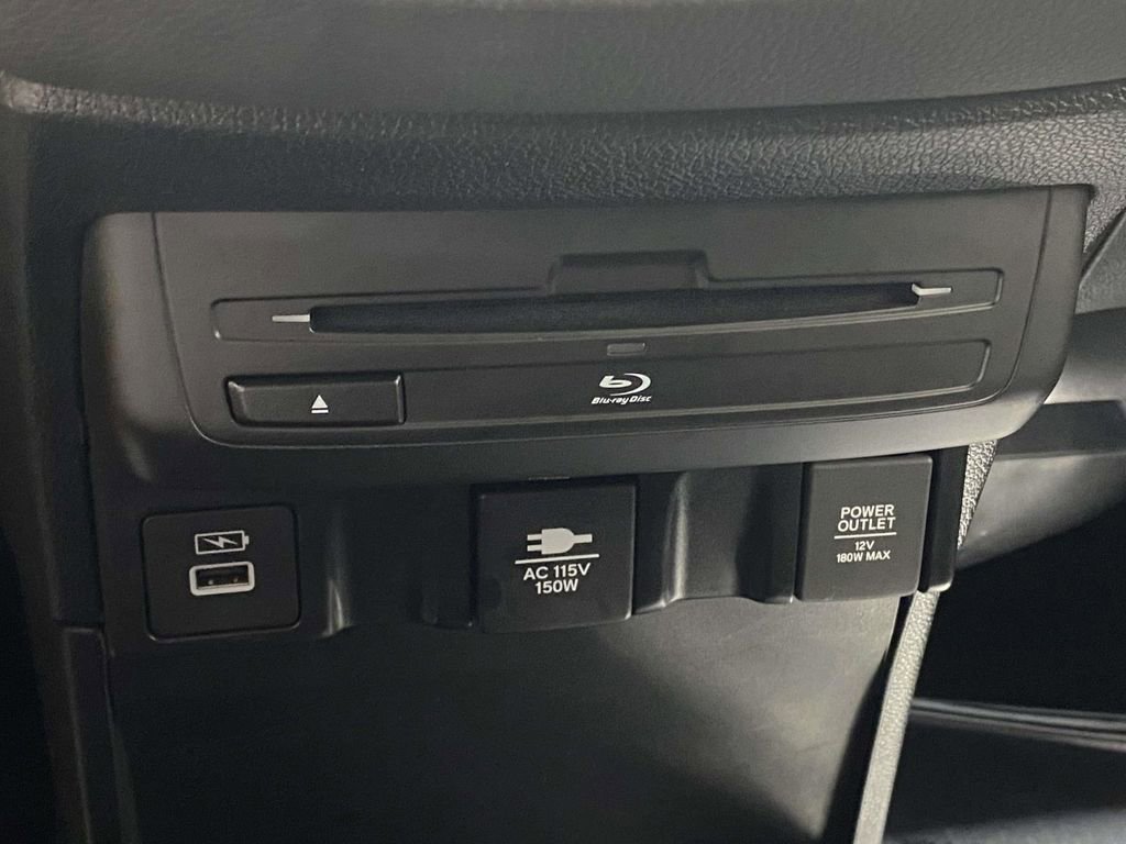 Used 2023 Honda Odyssey Touring image 33