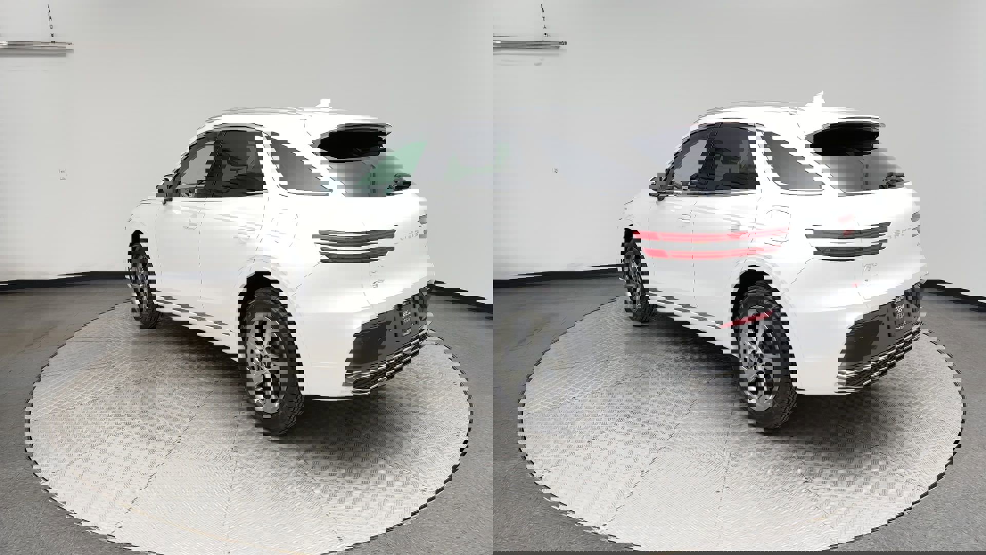 Certified 2026 Genesis GV70 2.5T image 4