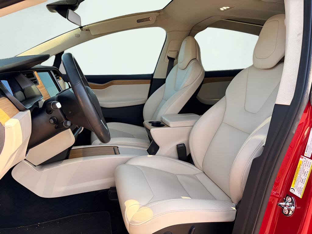 Used 2018 Tesla Model X 100D AWD/4WD image 13