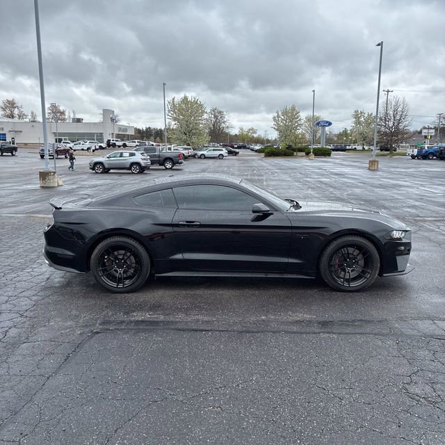 Used 2019 Ford Mustang GT Premium w/ GT Performance Package RWD image 4