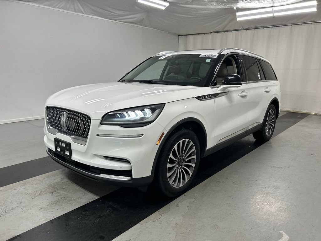 Used 2022 Lincoln Aviator Reserve w/ Elements Package Plus AWD/4WD image 5