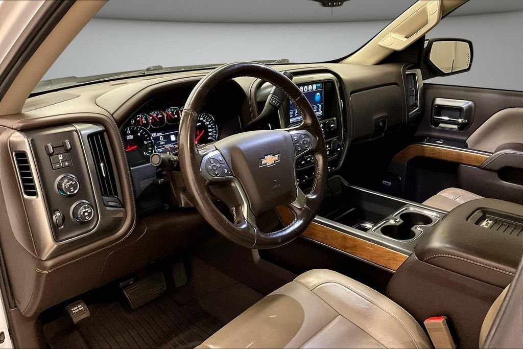 Used 2018 Chevrolet Silverado 1500 LTZ w/ Sport Package image 20