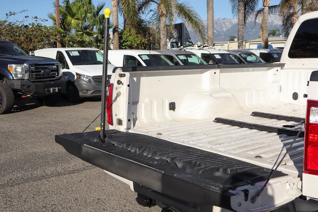 Used 2016 Ford F350 Platinum image 9