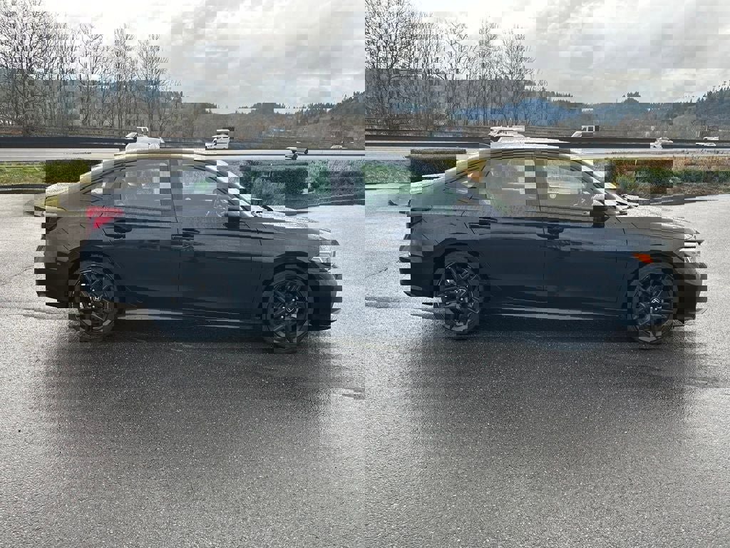 Used 2025 Honda Civic Sport image 2