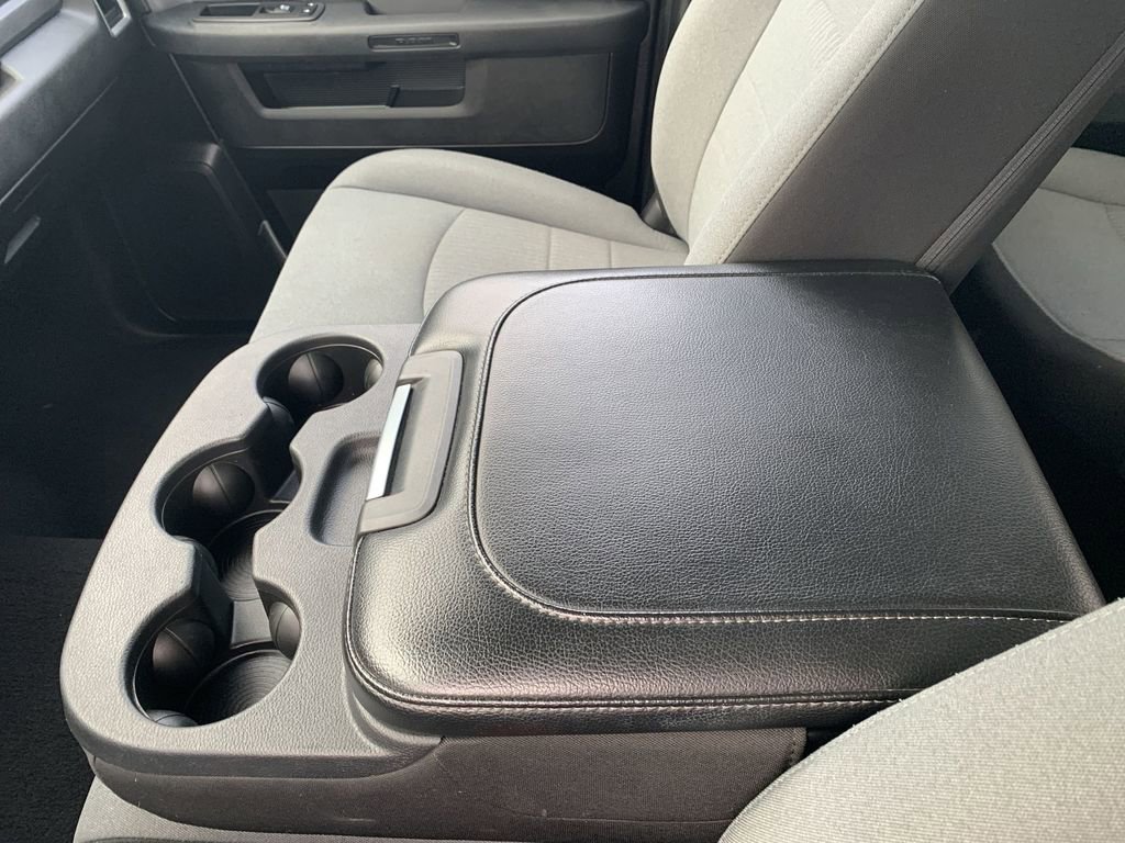 Used 2024 RAM 1500 Classic SLT image 22