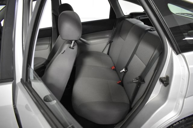 Used 2007 Ford Focus S FWD image 17