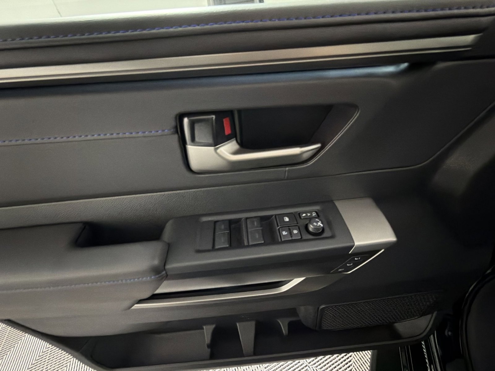 Used 2026 Toyota Tundra Limited image 15