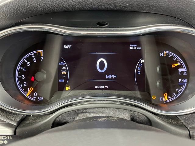 Used 2022 Jeep Grand Cherokee Limited image 19