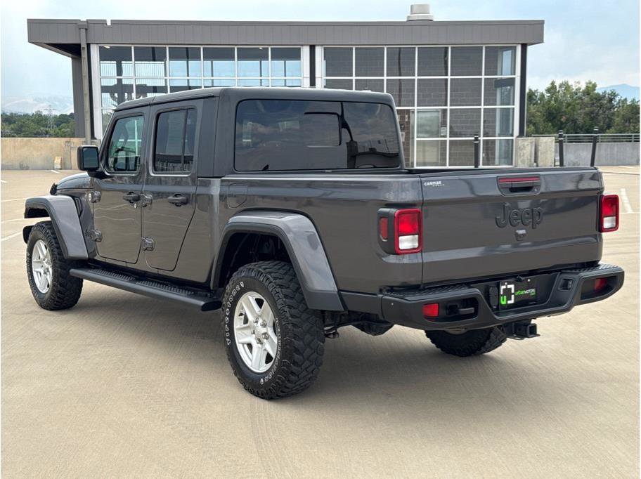 Used 2021 Jeep Gladiator Sport image 6