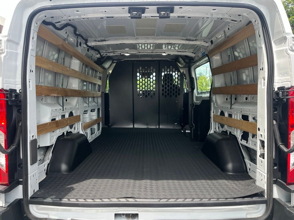 Used 2025 Ford Transit 250 Low Roof w/ Exterior Upgrade Package RWD image 10