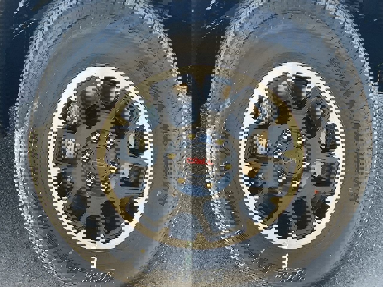 New 2025 Toyota Tacoma TRD Off-Road image 10