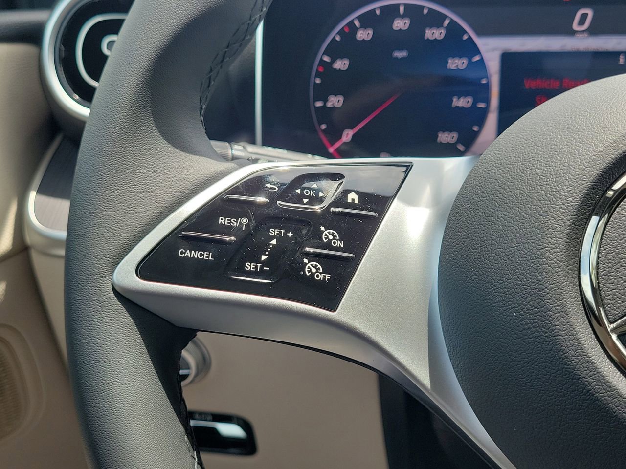 New 2026 Mercedes-Benz GLC 300 image 30