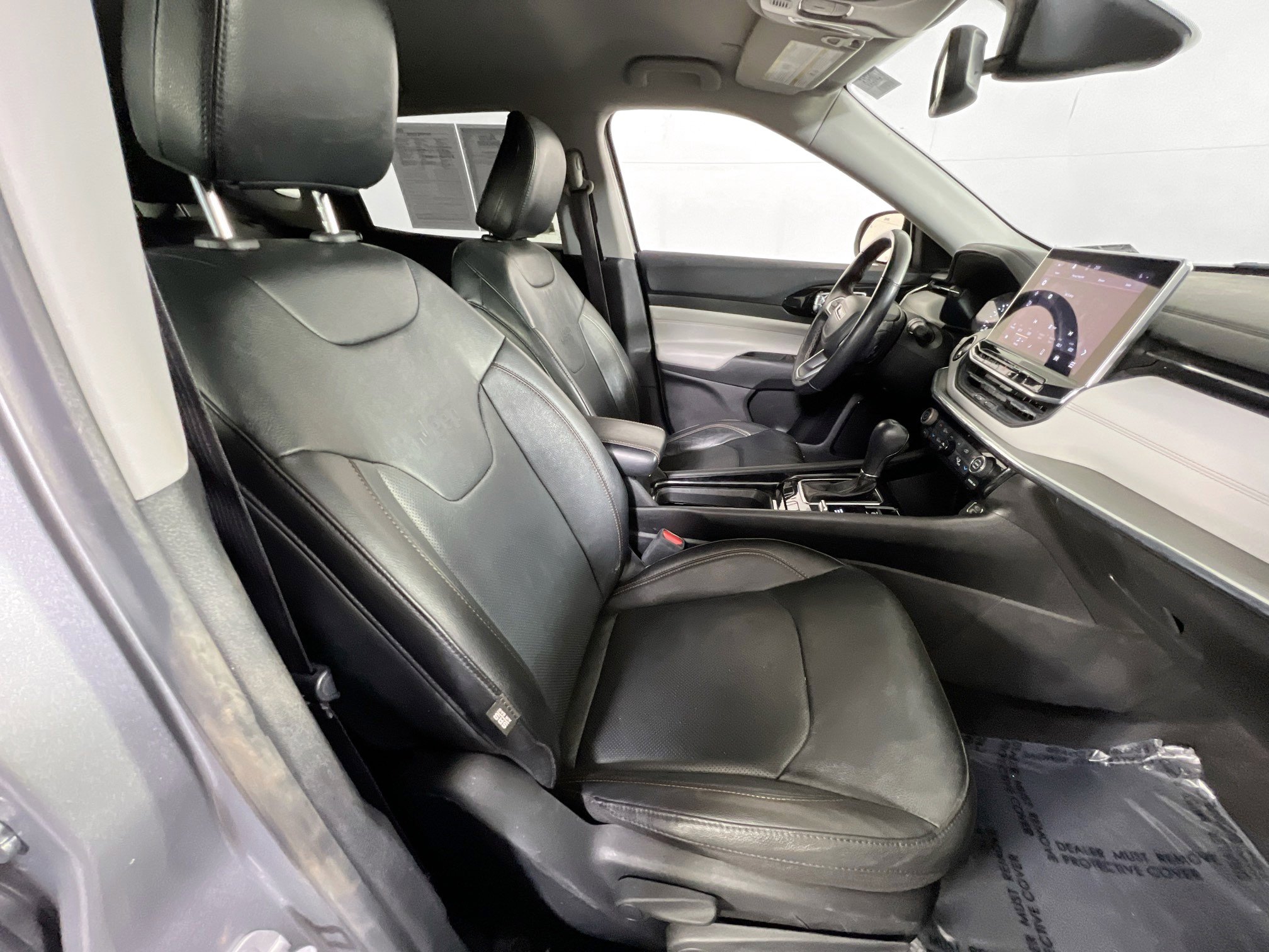 Used 2022 Jeep Compass Limited image 26