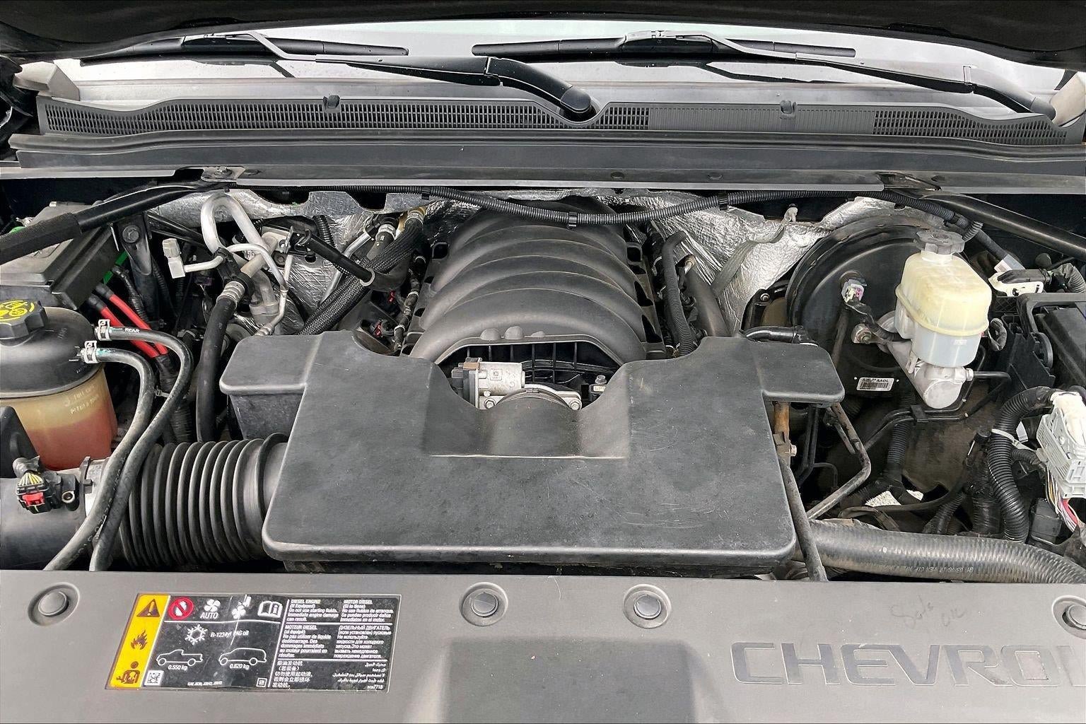 Used 2017 Chevrolet Suburban LT AWD/4WD image 9