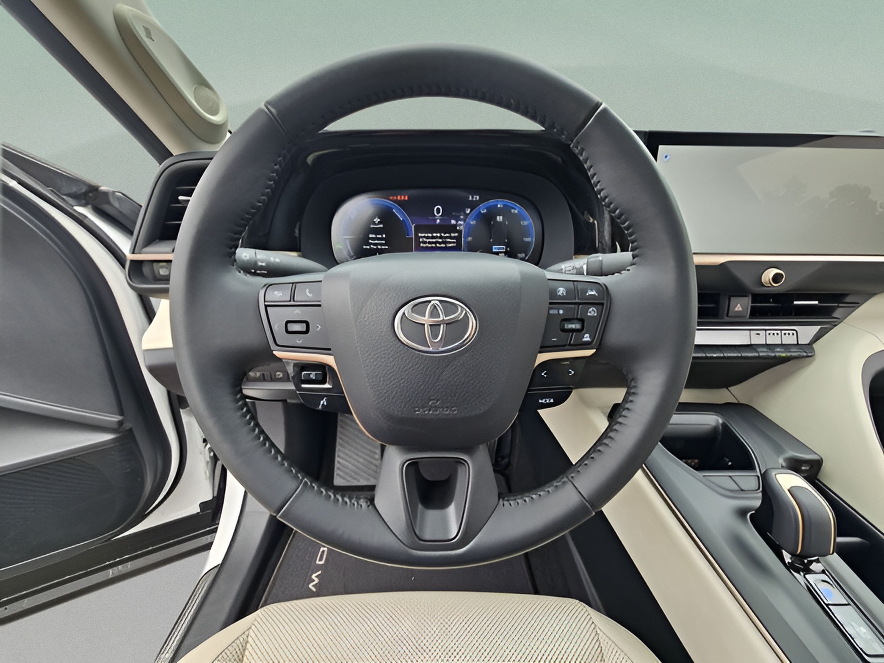 Certified 2023 Toyota Crown AWD/4WD image 23
